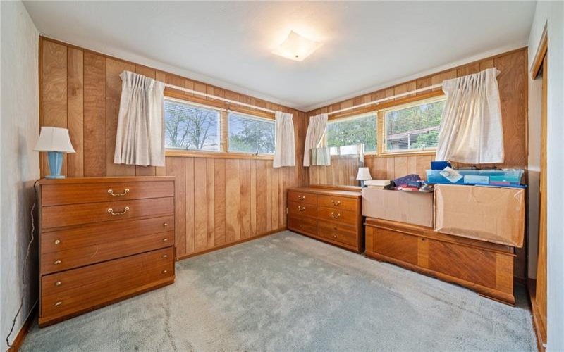 11260 BLUEBIRD DRIVE, Irwin, 15642, 2 Bedrooms Bedrooms, 7 Rooms Rooms,2 BathroomsBathrooms,Residential,For Sale,BLUEBIRD DRIVE,1700833