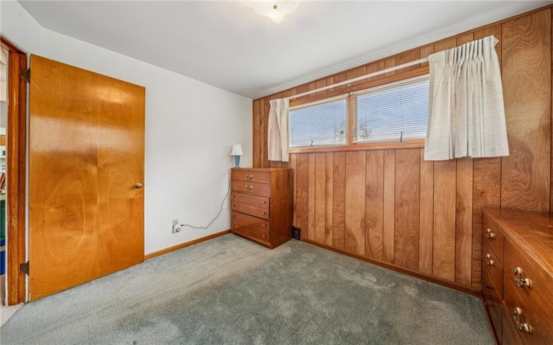 11260 BLUEBIRD DRIVE, Irwin, 15642, 2 Bedrooms Bedrooms, 7 Rooms Rooms,2 BathroomsBathrooms,Residential,For Sale,BLUEBIRD DRIVE,1700833