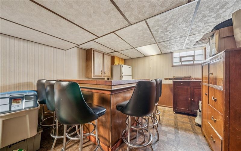 11260 BLUEBIRD DRIVE, Irwin, 15642, 2 Bedrooms Bedrooms, 7 Rooms Rooms,2 BathroomsBathrooms,Residential,For Sale,BLUEBIRD DRIVE,1700833