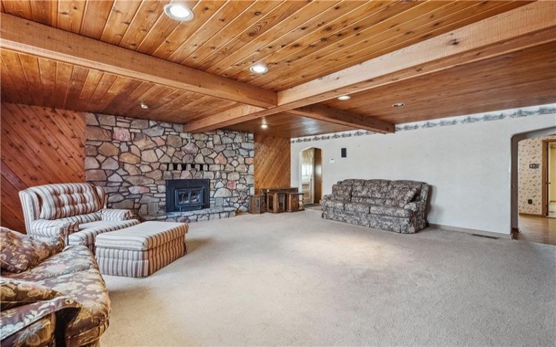 20 Redstone St, Republic, 15475, 3 Bedrooms Bedrooms, 7 Rooms Rooms,2 BathroomsBathrooms,Residential,For Sale,Redstone St,1700841