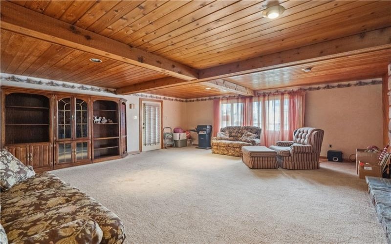 20 Redstone St, Republic, 15475, 3 Bedrooms Bedrooms, 7 Rooms Rooms,2 BathroomsBathrooms,Residential,For Sale,Redstone St,1700841