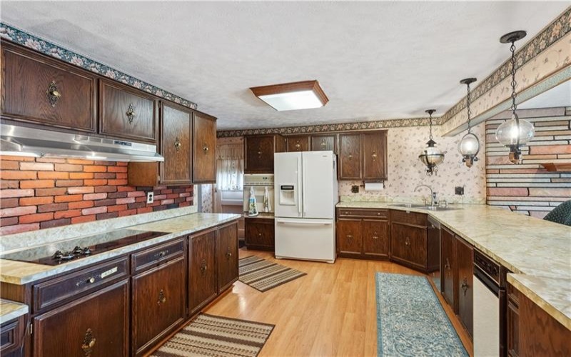 20 Redstone St, Republic, 15475, 3 Bedrooms Bedrooms, 7 Rooms Rooms,2 BathroomsBathrooms,Residential,For Sale,Redstone St,1700841