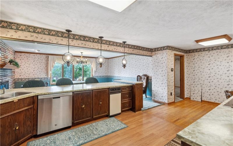 20 Redstone St, Republic, 15475, 3 Bedrooms Bedrooms, 7 Rooms Rooms,2 BathroomsBathrooms,Residential,For Sale,Redstone St,1700841