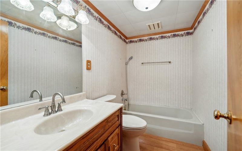 20 Redstone St, Republic, 15475, 3 Bedrooms Bedrooms, 7 Rooms Rooms,2 BathroomsBathrooms,Residential,For Sale,Redstone St,1700841