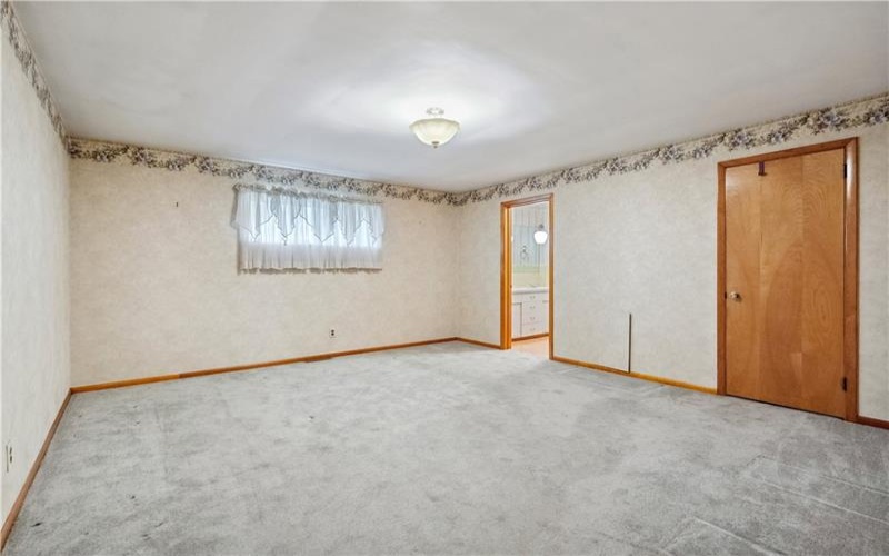 20 Redstone St, Republic, 15475, 3 Bedrooms Bedrooms, 7 Rooms Rooms,2 BathroomsBathrooms,Residential,For Sale,Redstone St,1700841