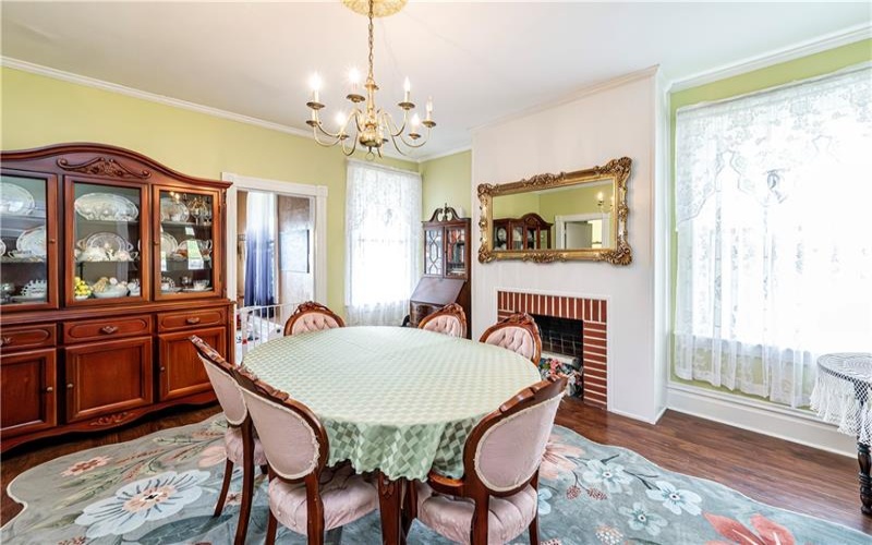 409 Maple Ave, Greensburg, 15601, 4 Bedrooms Bedrooms, 10 Rooms Rooms,1.1 BathroomsBathrooms,Residential,For Sale,Maple Ave,1700863