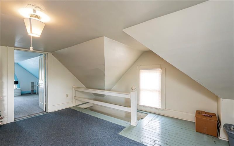 409 Maple Ave, Greensburg, 15601, 4 Bedrooms Bedrooms, 10 Rooms Rooms,1.1 BathroomsBathrooms,Residential,For Sale,Maple Ave,1700863