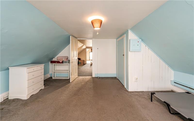 409 Maple Ave, Greensburg, 15601, 4 Bedrooms Bedrooms, 10 Rooms Rooms,1.1 BathroomsBathrooms,Residential,For Sale,Maple Ave,1700863