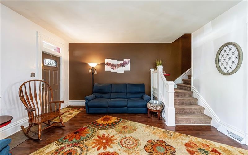 409 Maple Ave, Greensburg, 15601, 4 Bedrooms Bedrooms, 10 Rooms Rooms,1.1 BathroomsBathrooms,Residential,For Sale,Maple Ave,1700863