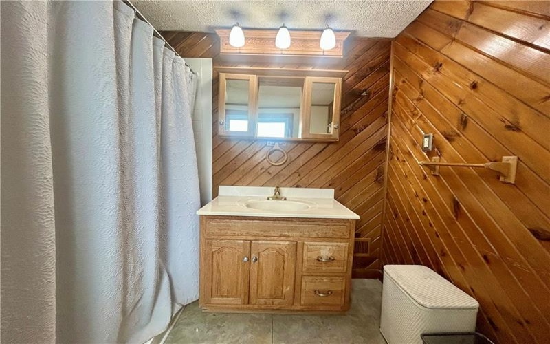 9 Jacob Street, Uniontown, 15401, 2 Bedrooms Bedrooms, 5 Rooms Rooms,1 BathroomBathrooms,Residential,For Sale,Jacob Street,1700909