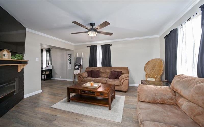 43 4th Ave, Scottdale, 15683, 3 Bedrooms Bedrooms, ,1 BathroomBathrooms,Residential,For Sale,4th Ave,1701010