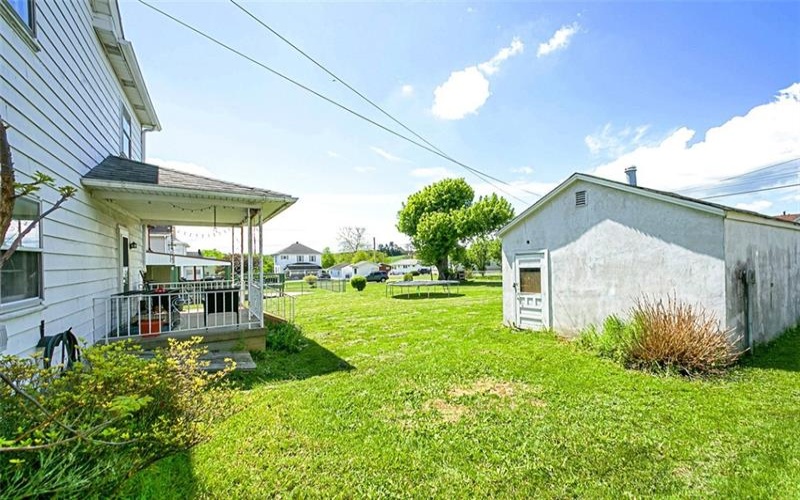 43 4th Ave, Scottdale, 15683, 3 Bedrooms Bedrooms, ,1 BathroomBathrooms,Residential,For Sale,4th Ave,1701010