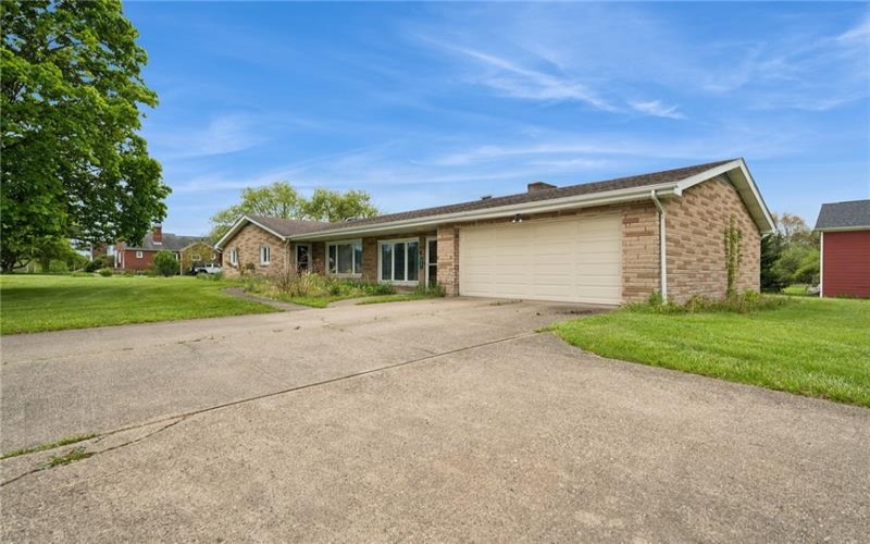 2282 State Route 981, New Alexandria, 15670, 3 Bedrooms Bedrooms, 8 Rooms Rooms,2 BathroomsBathrooms,Residential,For Sale,State Route 981,1701016