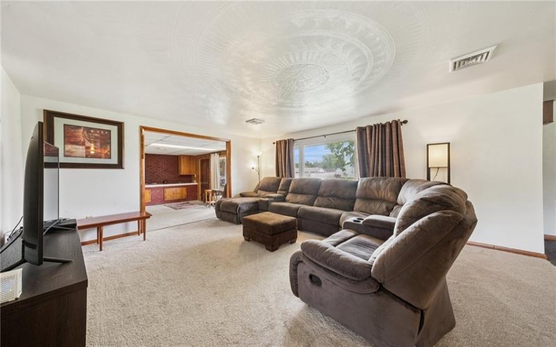 2282 State Route 981, New Alexandria, 15670, 3 Bedrooms Bedrooms, 8 Rooms Rooms,2 BathroomsBathrooms,Residential,For Sale,State Route 981,1701016