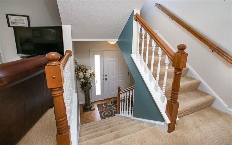 707 Cherry Blossom Court, Delmont, 15626, 3 Bedrooms Bedrooms, 9 Rooms Rooms,2.1 BathroomsBathrooms,Residential,For Sale,Cherry Blossom Court,1701017