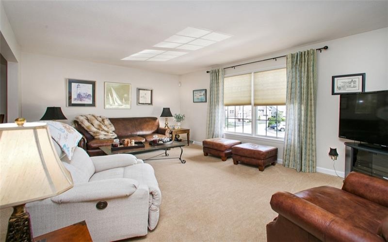 707 Cherry Blossom Court, Delmont, 15626, 3 Bedrooms Bedrooms, 9 Rooms Rooms,2.1 BathroomsBathrooms,Residential,For Sale,Cherry Blossom Court,1701017