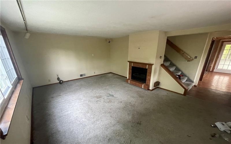 1204 County Home Rd, Greensburg, 15601, 3 Bedrooms Bedrooms, ,Residential,For Sale,County Home Rd,1701020