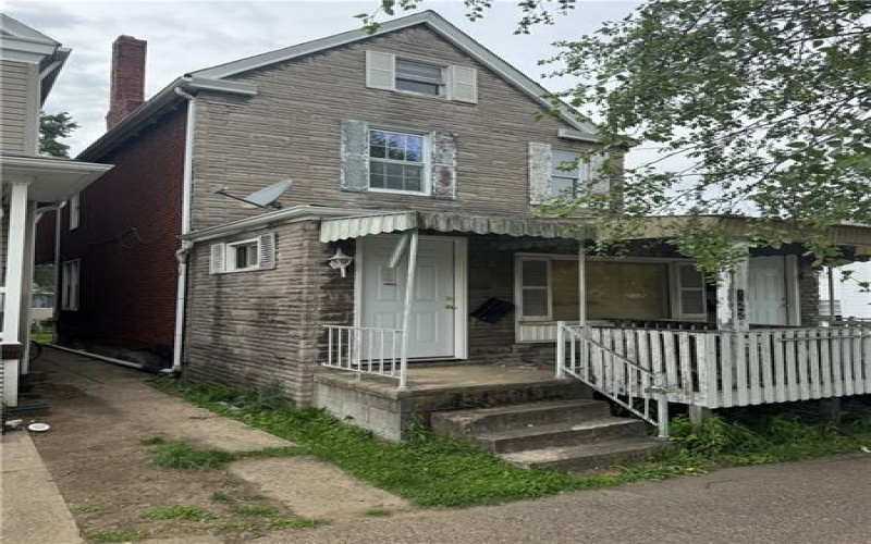 122 Sumner Ave, Vandergrift, 15690, ,Multi-unit,For Sale,Sumner Ave,1701067