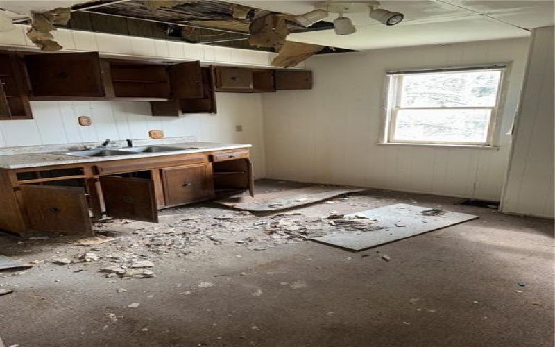 122 Sumner Ave, Vandergrift, 15690, ,Multi-unit,For Sale,Sumner Ave,1701067