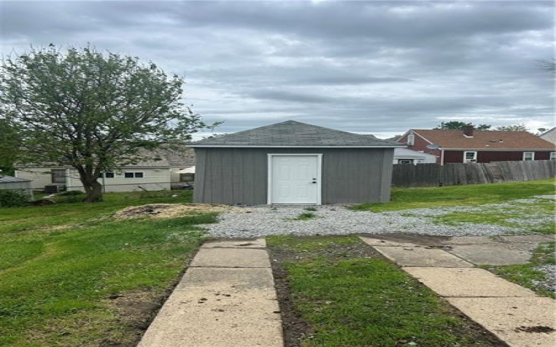 57 Wayne St, Uniontown, 15401, 3 Bedrooms Bedrooms, 7 Rooms Rooms,1.1 BathroomsBathrooms,Residential,For Sale,Wayne St,1700828