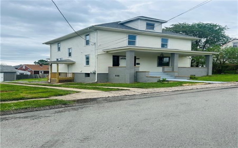 57 Wayne St, Uniontown, 15401, 3 Bedrooms Bedrooms, 7 Rooms Rooms,1.1 BathroomsBathrooms,Residential,For Sale,Wayne St,1700828