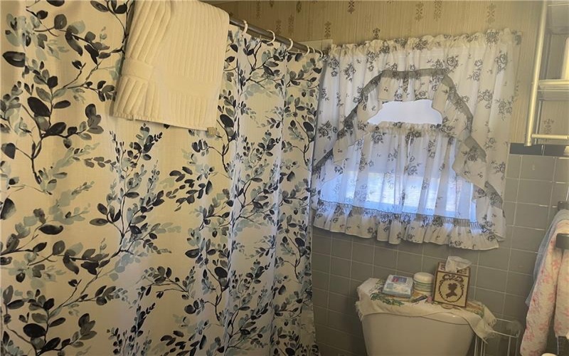 361 High Acres Rd, Greensburg, 15601, 3 Bedrooms Bedrooms, 6 Rooms Rooms,1.1 BathroomsBathrooms,Residential,For Sale,High Acres Rd,1670698