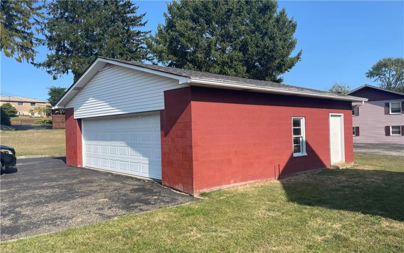 361 High Acres Rd, Greensburg, 15601, 3 Bedrooms Bedrooms, 6 Rooms Rooms,1.1 BathroomsBathrooms,Residential,For Sale,High Acres Rd,1670698