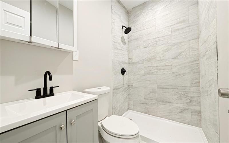 122 Elm St, Canonsburg, 15317, 4 Bedrooms Bedrooms, ,3 BathroomsBathrooms,Lease,For Sale,Elm St,1699321
