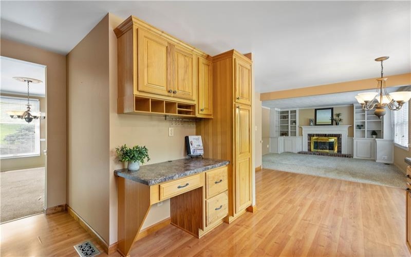 171 Brooke Dr, Venetia, 15367, 4 Bedrooms Bedrooms, 10 Rooms Rooms,2.1 BathroomsBathrooms,Residential,For Sale,Brooke Dr,1700705