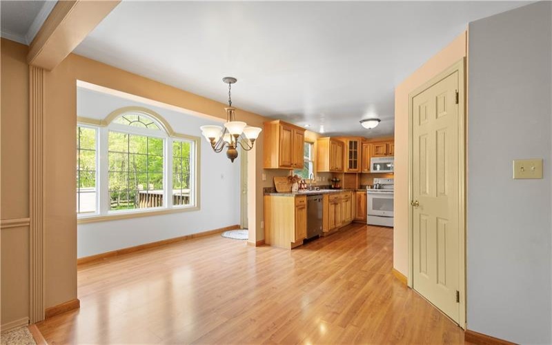 171 Brooke Dr, Venetia, 15367, 4 Bedrooms Bedrooms, 10 Rooms Rooms,2.1 BathroomsBathrooms,Residential,For Sale,Brooke Dr,1700705