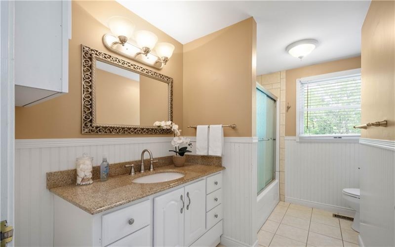 171 Brooke Dr, Venetia, 15367, 4 Bedrooms Bedrooms, 10 Rooms Rooms,2.1 BathroomsBathrooms,Residential,For Sale,Brooke Dr,1700705