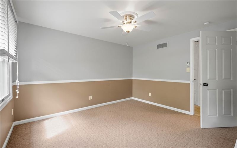 171 Brooke Dr, Venetia, 15367, 4 Bedrooms Bedrooms, 10 Rooms Rooms,2.1 BathroomsBathrooms,Residential,For Sale,Brooke Dr,1700705