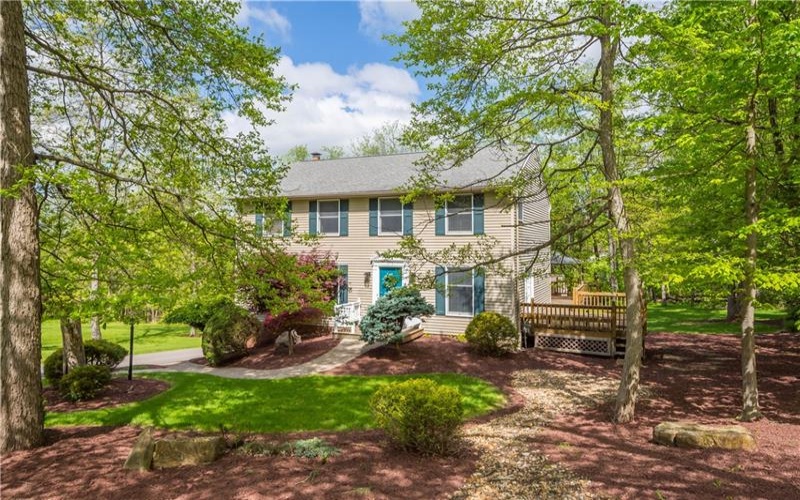 171 Brooke Dr, Venetia, 15367, 4 Bedrooms Bedrooms, 10 Rooms Rooms,2.1 BathroomsBathrooms,Residential,For Sale,Brooke Dr,1700705
