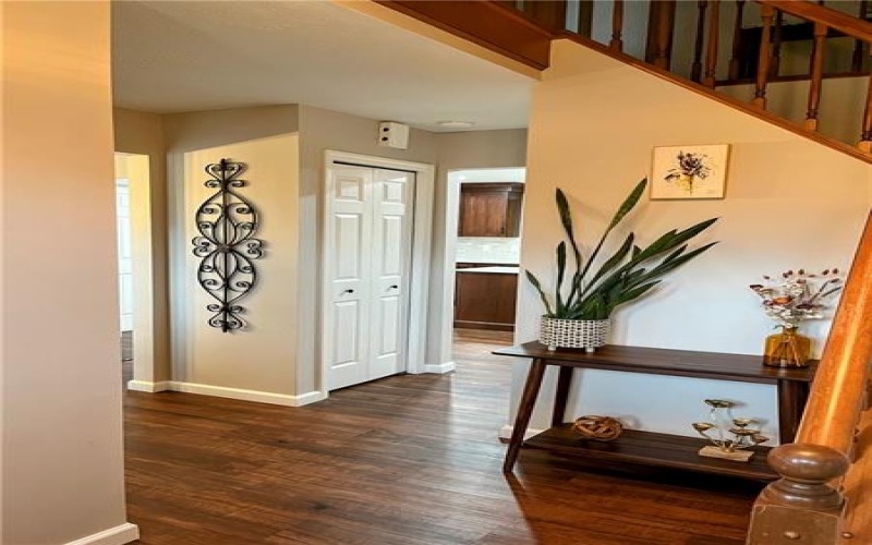 1016 Timberwood Court, Murrysville, 15668, 4 Bedrooms Bedrooms, 11 Rooms Rooms,2.2 BathroomsBathrooms,Residential,For Sale,Timberwood Court,1700843