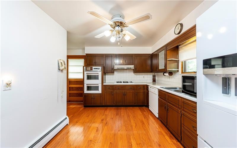 626 Woodburn Lane, Greensburg, 15601, 3 Bedrooms Bedrooms, 8 Rooms Rooms,2.1 BathroomsBathrooms,Residential,For Sale,Woodburn Lane,1700866
