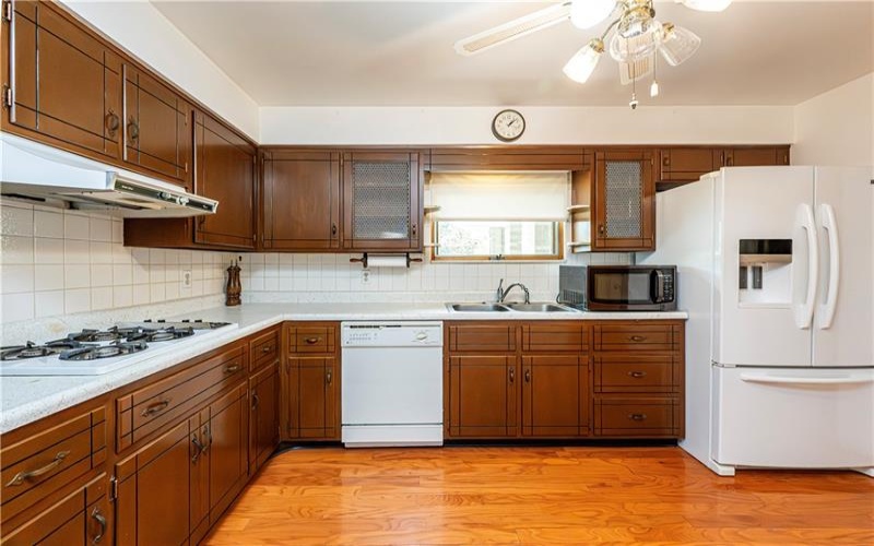 626 Woodburn Lane, Greensburg, 15601, 3 Bedrooms Bedrooms, 8 Rooms Rooms,2.1 BathroomsBathrooms,Residential,For Sale,Woodburn Lane,1700866