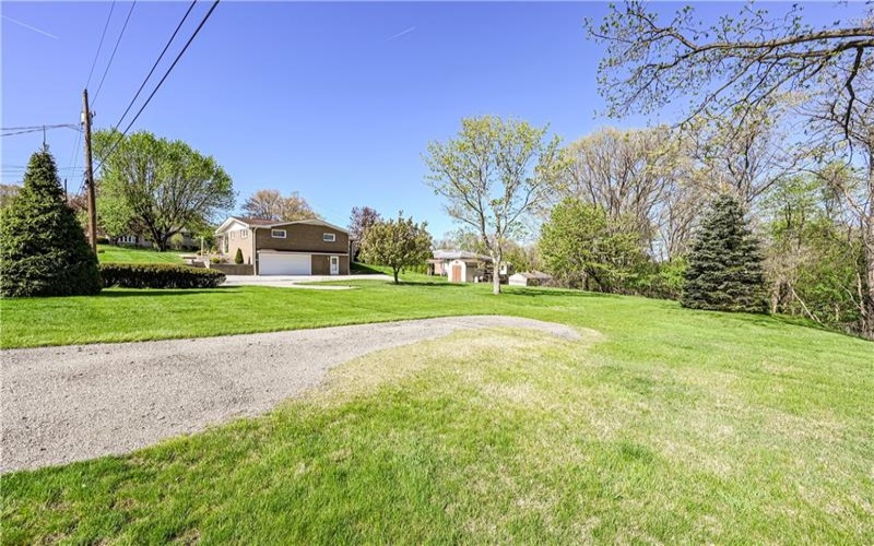 626 Woodburn Lane, Greensburg, 15601, 3 Bedrooms Bedrooms, 8 Rooms Rooms,2.1 BathroomsBathrooms,Residential,For Sale,Woodburn Lane,1700866