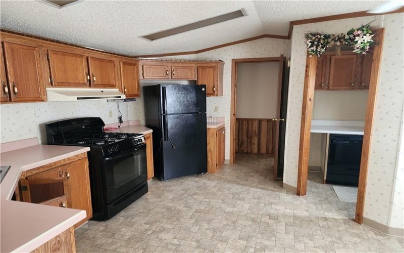 213 Storm Ln, Jeannette, 15644, 3 Bedrooms Bedrooms, ,2 BathroomsBathrooms,Residential,For Sale,Storm Ln,1700891