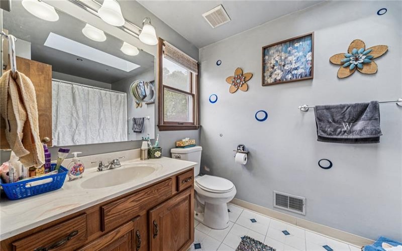 620 Sandy Hill Road, Irwin, 15642, 3 Bedrooms Bedrooms, 9 Rooms Rooms,2.1 BathroomsBathrooms,Residential,For Sale,Sandy Hill Road,1700950