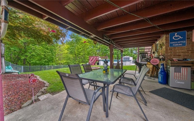 620 Sandy Hill Road, Irwin, 15642, 3 Bedrooms Bedrooms, 9 Rooms Rooms,2.1 BathroomsBathrooms,Residential,For Sale,Sandy Hill Road,1700950