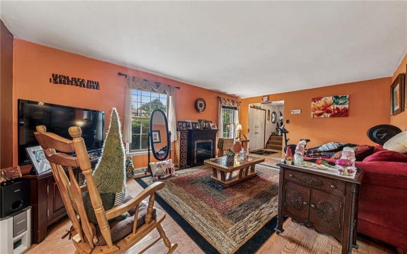 620 Sandy Hill Road, Irwin, 15642, 3 Bedrooms Bedrooms, 9 Rooms Rooms,2.1 BathroomsBathrooms,Residential,For Sale,Sandy Hill Road,1700950