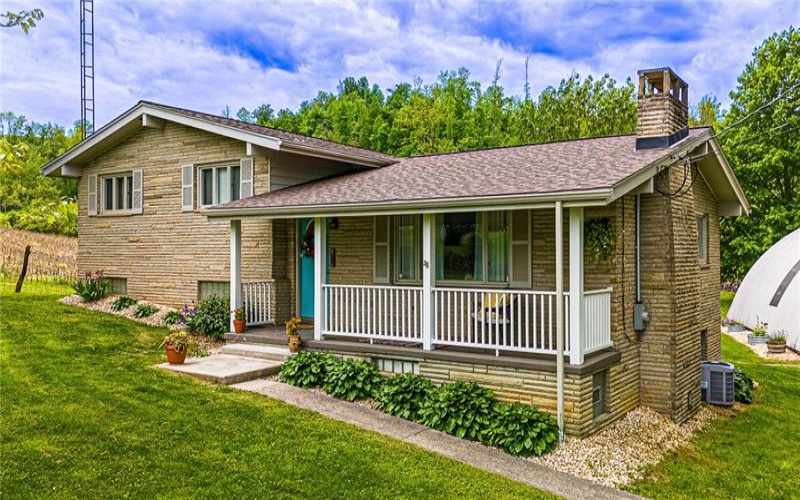 517 Cemetery, Perryopolis, 15473, 3 Bedrooms Bedrooms, 8 Rooms Rooms,2 BathroomsBathrooms,Residential,For Sale,Cemetery,1700967