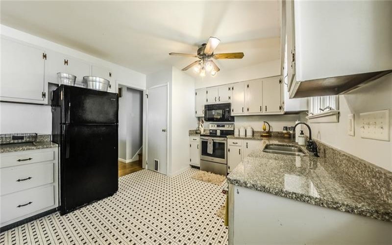 517 Cemetery, Perryopolis, 15473, 3 Bedrooms Bedrooms, 8 Rooms Rooms,2 BathroomsBathrooms,Residential,For Sale,Cemetery,1700967