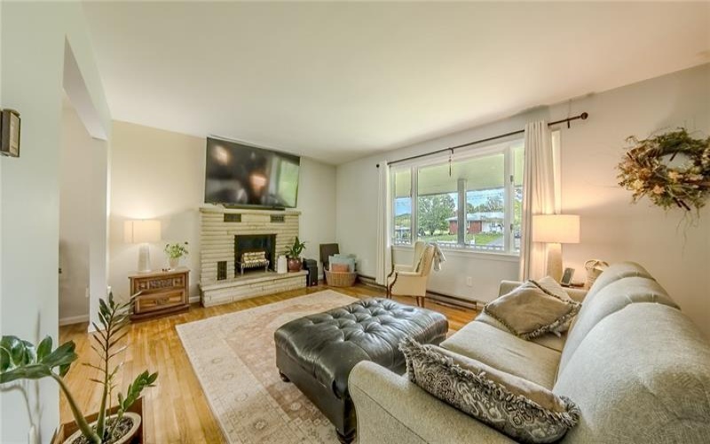517 Cemetery, Perryopolis, 15473, 3 Bedrooms Bedrooms, 8 Rooms Rooms,2 BathroomsBathrooms,Residential,For Sale,Cemetery,1700967