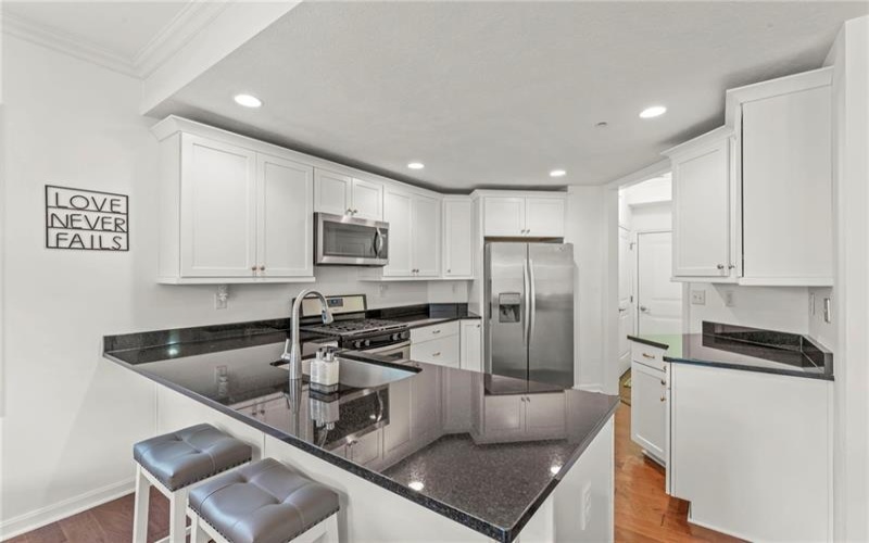 149 Shoreline Drive, McMurray, 15317, 3 Bedrooms Bedrooms, 9 Rooms Rooms,3 BathroomsBathrooms,Residential,For Sale,Shoreline Drive,1701019