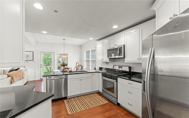 149 Shoreline Drive, McMurray, 15317, 3 Bedrooms Bedrooms, 9 Rooms Rooms,3 BathroomsBathrooms,Residential,For Sale,Shoreline Drive,1701019