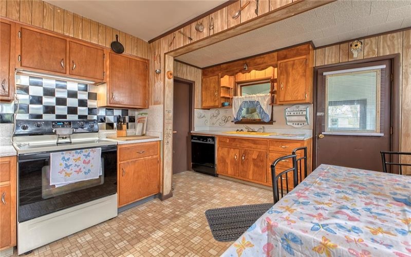 257 Lavansville Rd, Somerset, 15501, ,Multi-unit,For Sale,Lavansville Rd,1701024