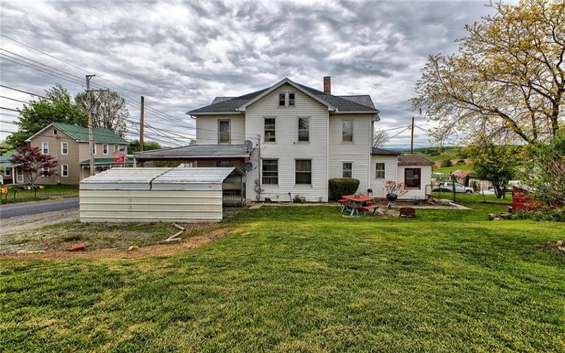 257 Lavansville Rd, Somerset, 15501, ,Multi-unit,For Sale,Lavansville Rd,1701024