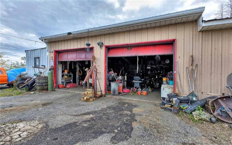 257 Lavansville Rd, Somerset, 15501, ,Multi-unit,For Sale,Lavansville Rd,1701024