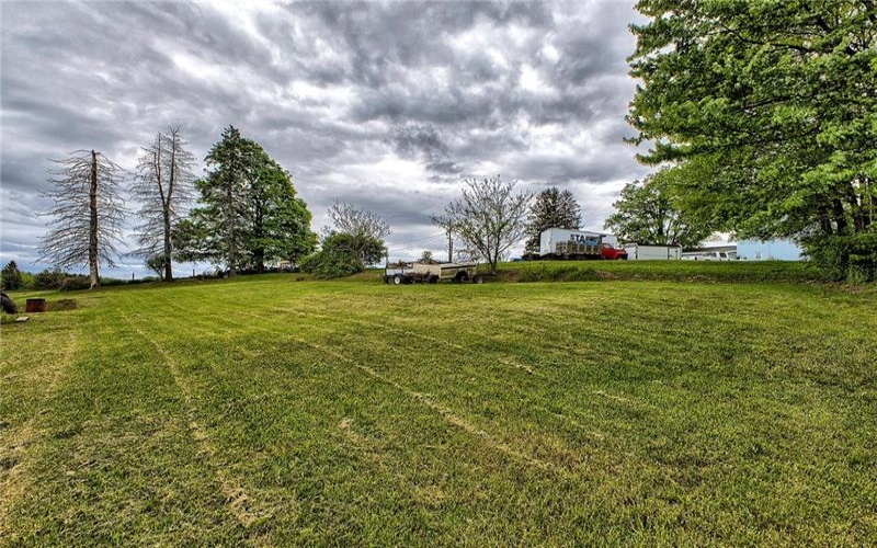 257 Lavansville Rd, Somerset, 15501, ,Multi-unit,For Sale,Lavansville Rd,1701024